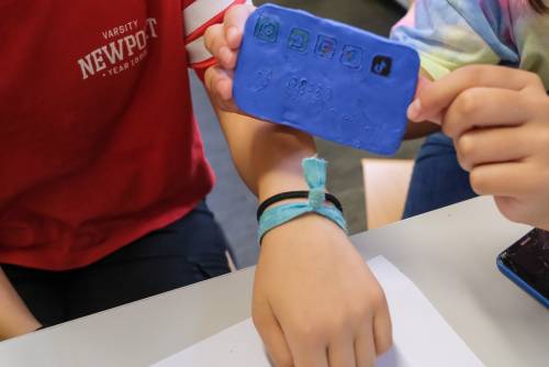  – Quelle: Entwicklet von: Altina, Zeo, Norah. Schulhaus Risi, Wattwil am 18. September 2020 